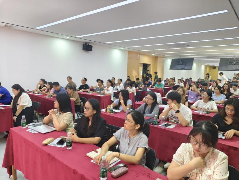 “惠聚产业 跨贸全球”-跨境电商企业运营新机遇（惠阳站）圆满举行(图1)