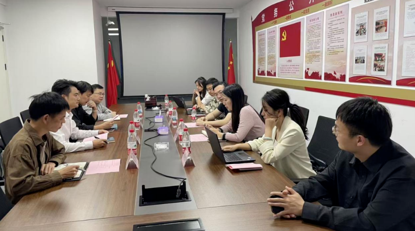 北京大学先进制造与机器人学院到市大数据公司考察交流(图2)